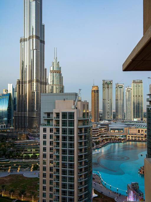 First Class 2Br With Full Burj Khalifa And Fountain View Dubai Exteriör bild