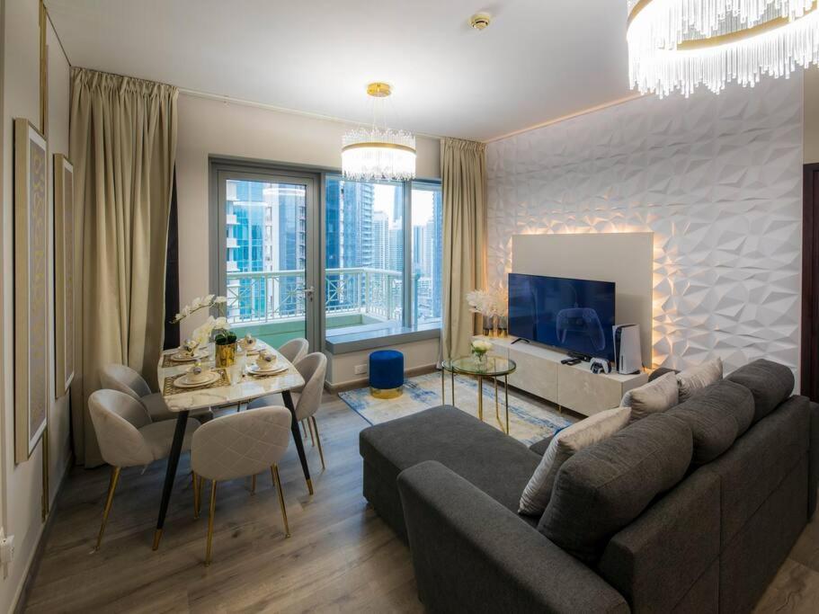 First Class 2Br With Full Burj Khalifa And Fountain View Dubai Exteriör bild