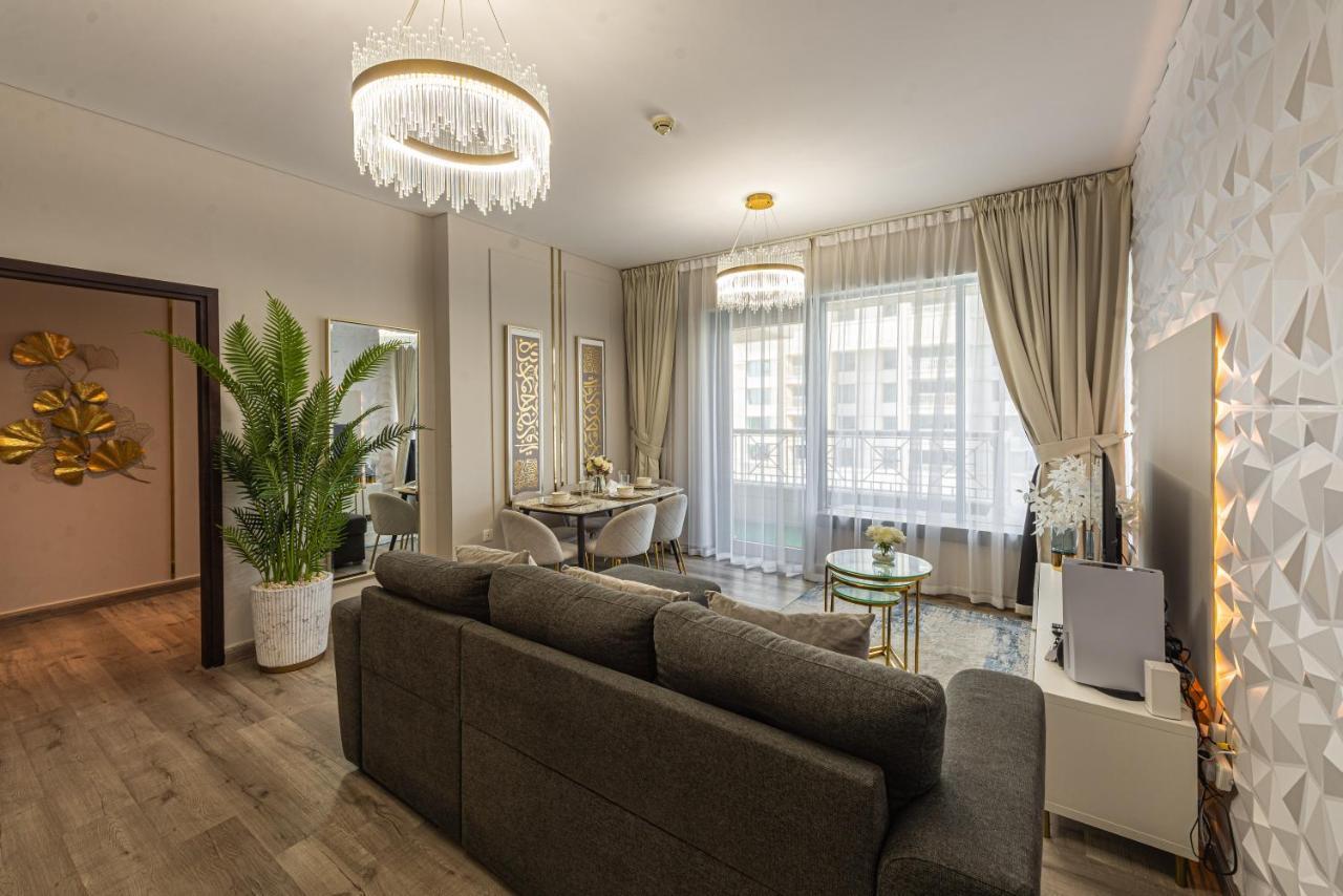 First Class 2Br With Full Burj Khalifa And Fountain View Dubai Exteriör bild
